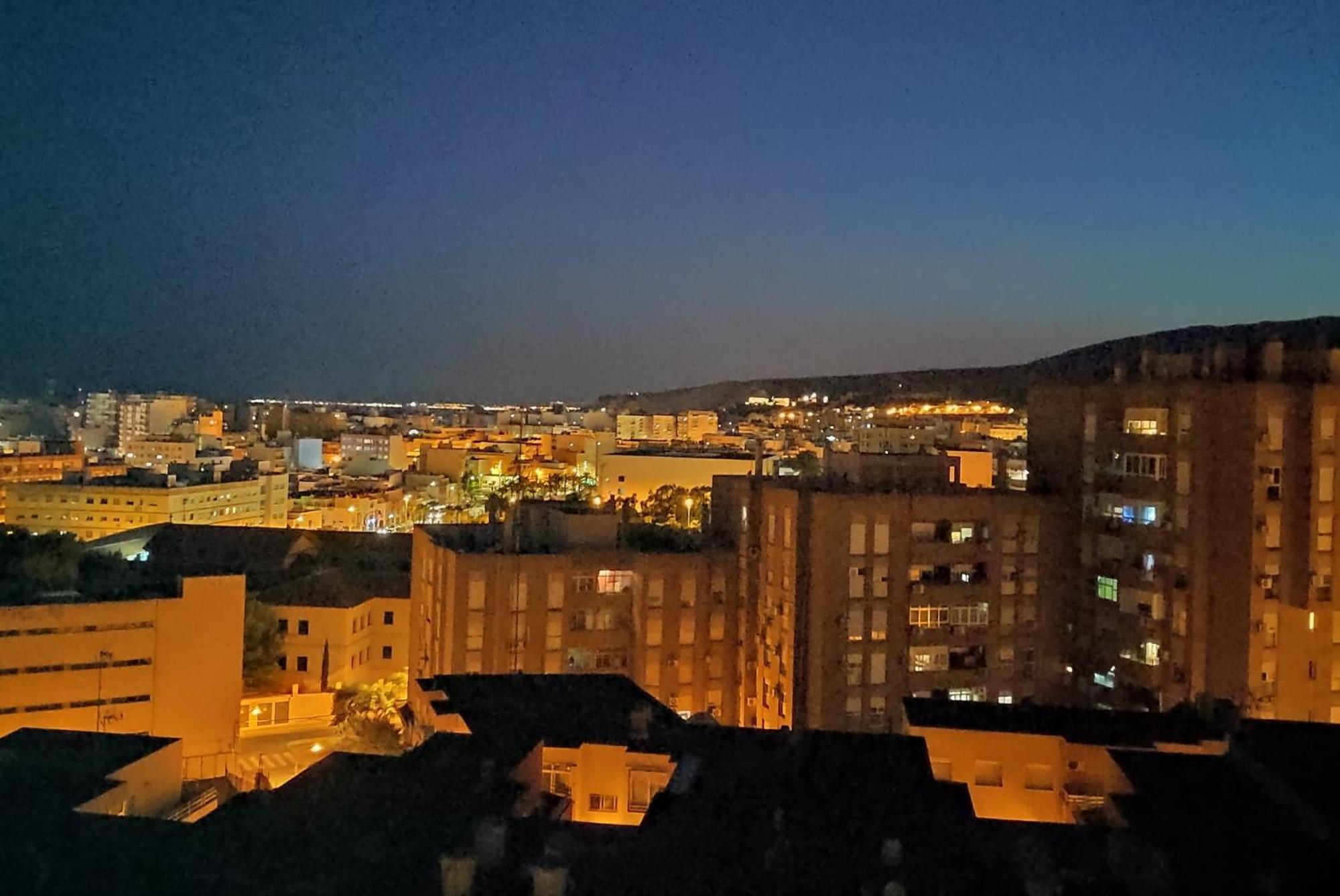 Confortable Excelentes Vistas Almeria Ruang foto